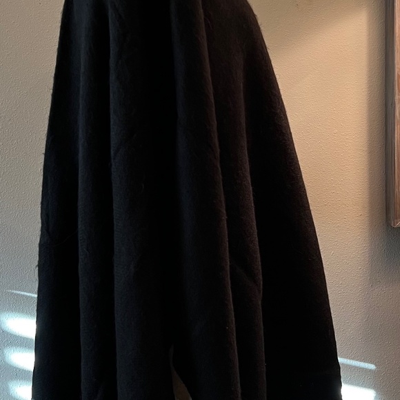 Elegant Fringe Open Front Reversible Black/Grey Shawl, Wrap With Fringe - Picture 6 of 16